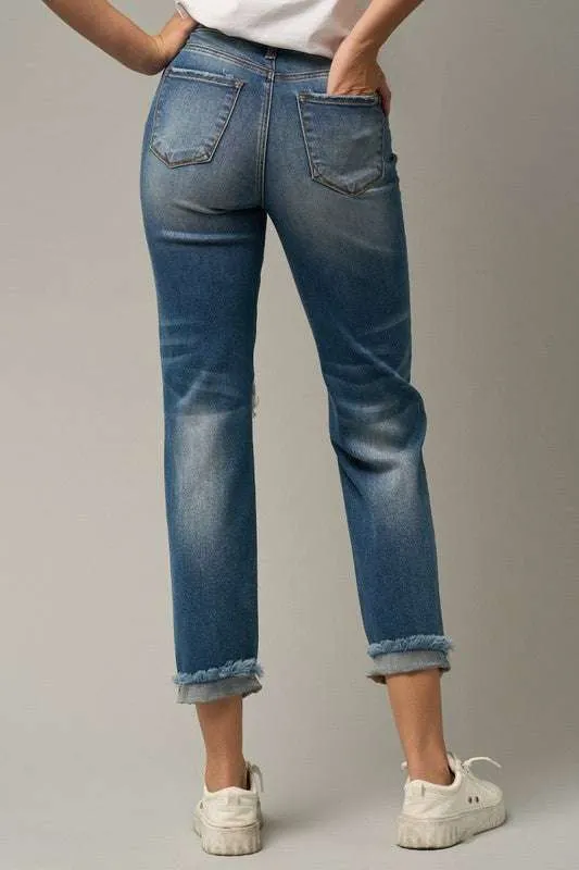 MID-RISE BOYFRIEND JEANS