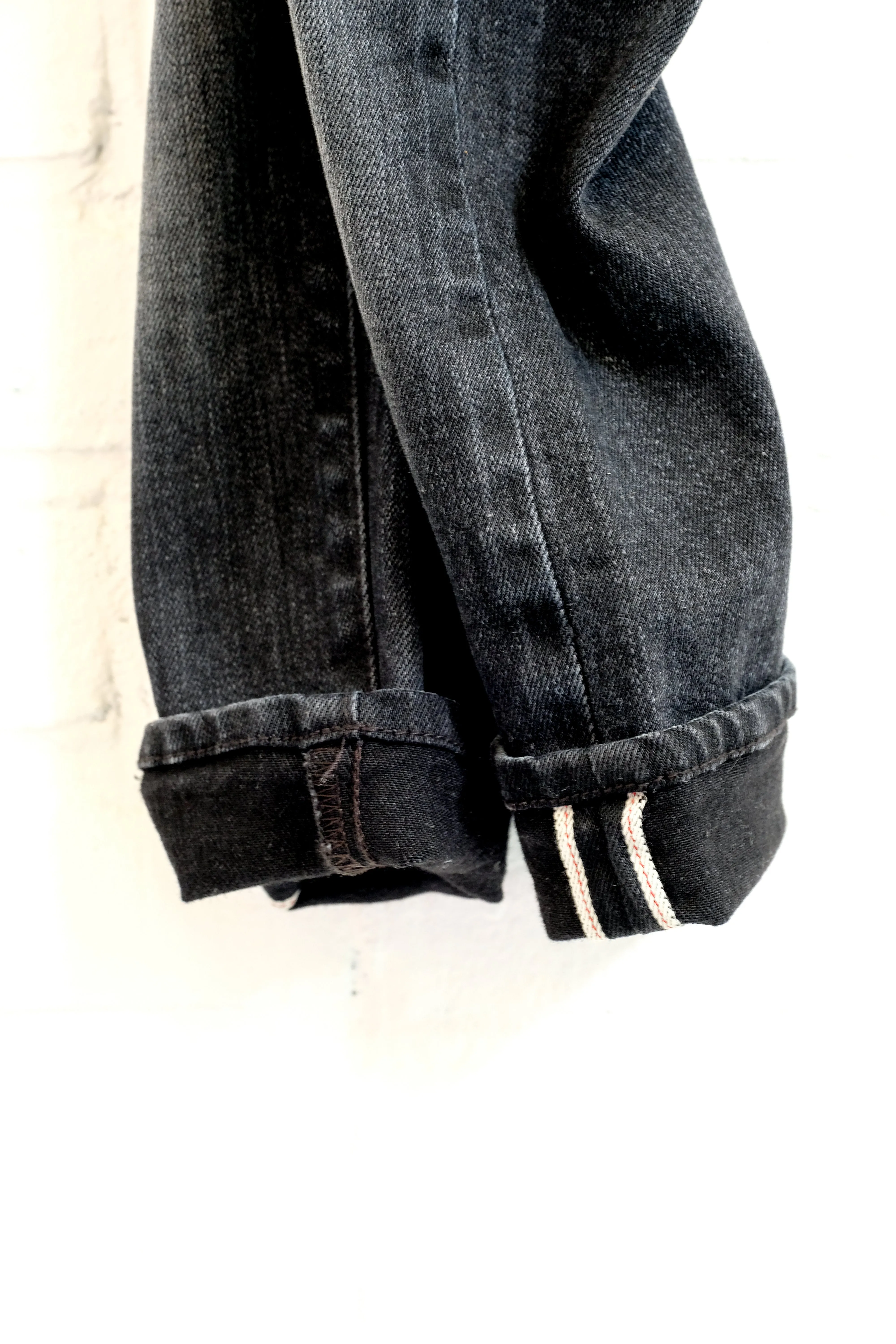 slim fairlane D3 stretch selvage - size 28